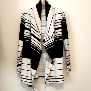 Roxy - Surf Cardigan 🖤 🤍